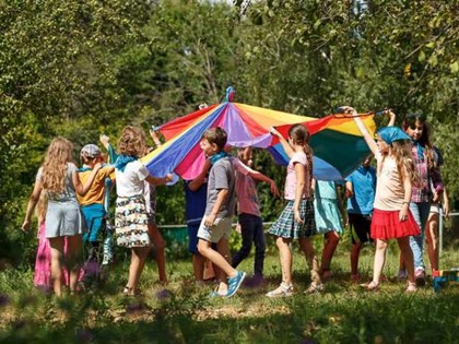 «Горячая линия» по вопросам детского отдыха, качества и безопасности детских товаров.